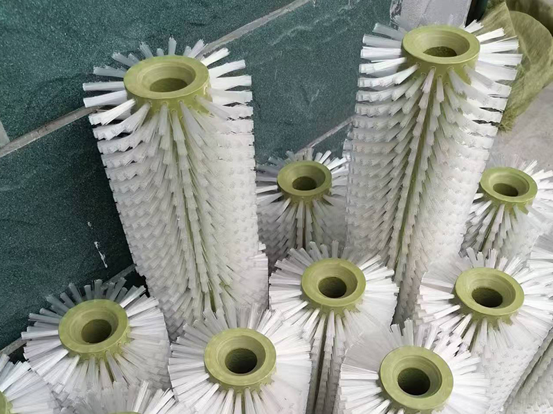 毛刷辊(11)